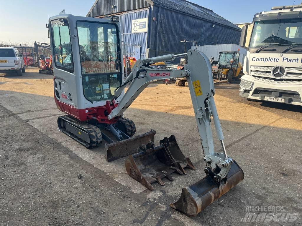 Takeuchi TB 216 소형 굴삭기 7톤 미만