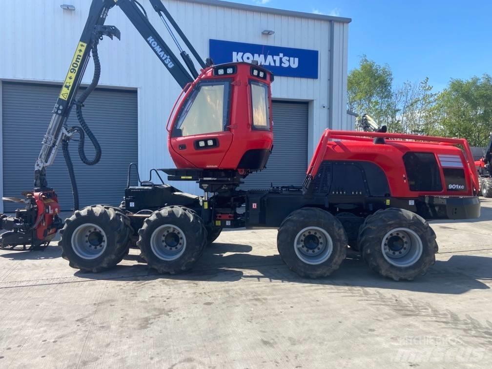 Komatsu 901XC 원목 하베스터