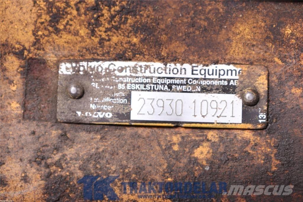 Volvo L 60 E Bakvagn 차축