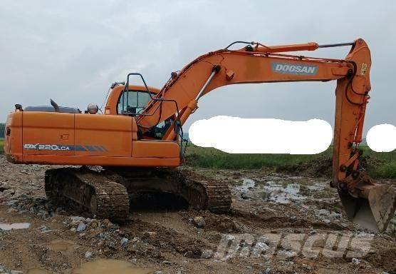 Doosan DX 220 LC-9 중형굴삭기 7톤-28톤