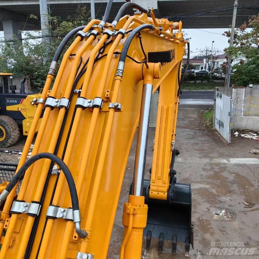 Hyundai R220LC-9 대형 굴삭기 29톤 이상