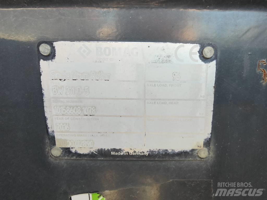 Bomag BW 211 D-50 공기 타이어 롤러
