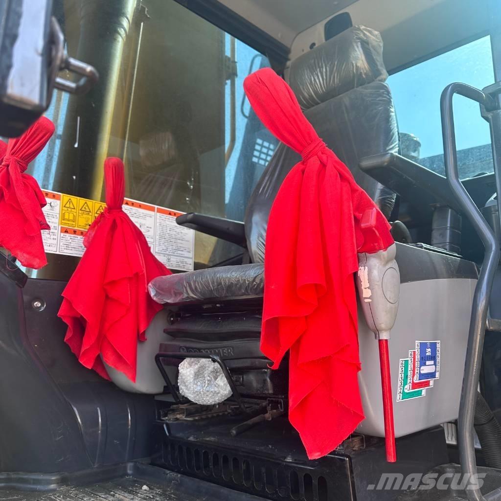 Komatsu PC210LC-8 대형 굴삭기 29톤 이상