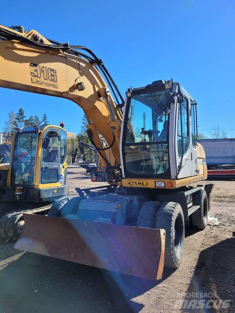 Liebherr 316  휠 굴삭기