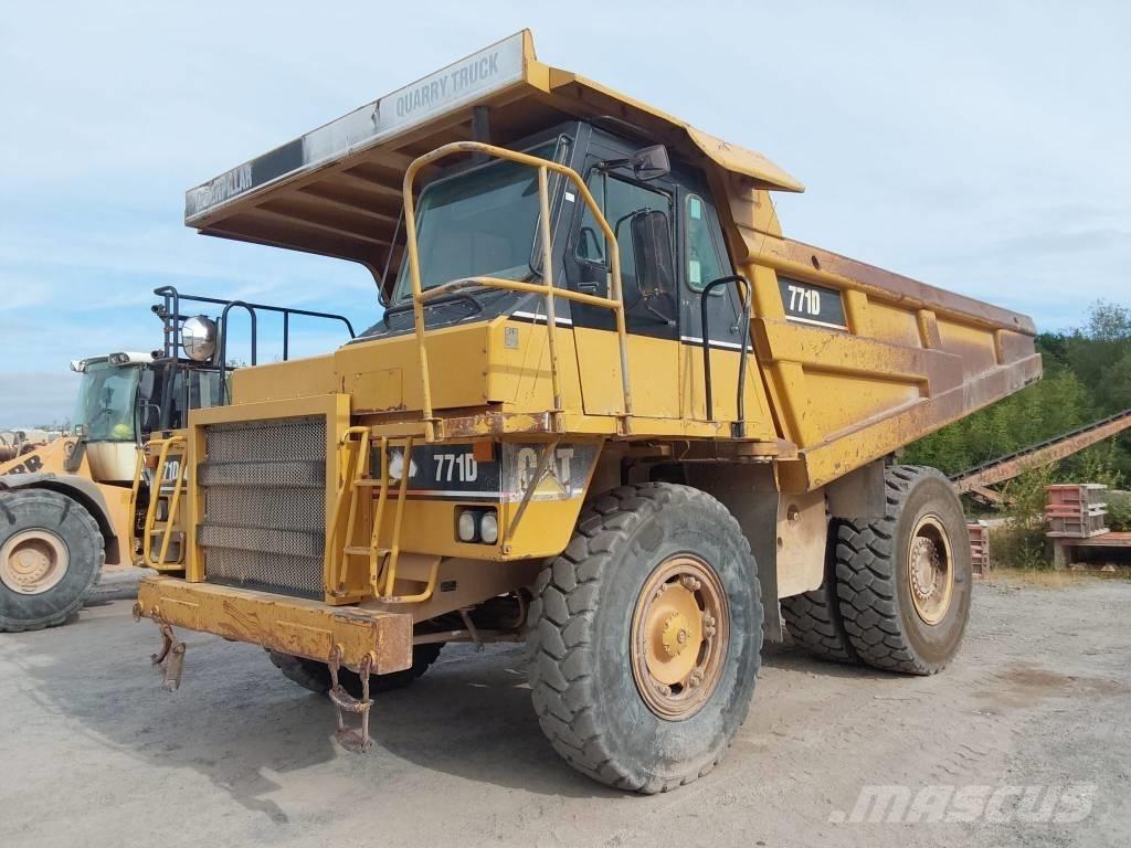 CAT 771 D 초대형 덤프 트럭