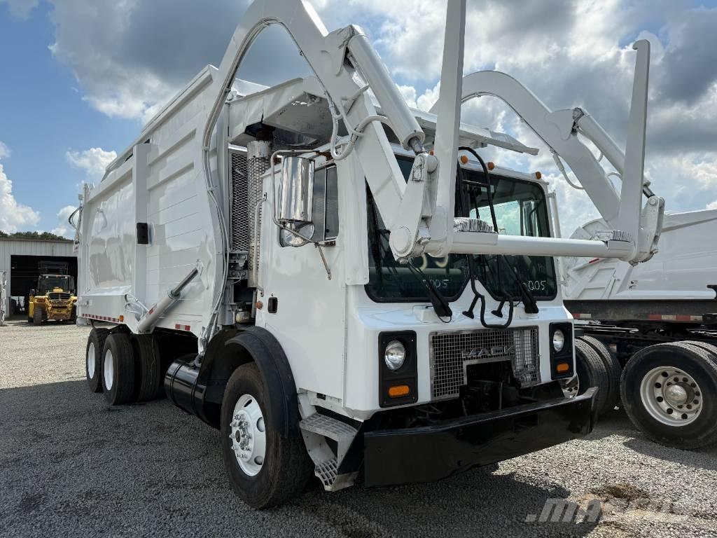 Mack MR600 폐기물 수거 트럭