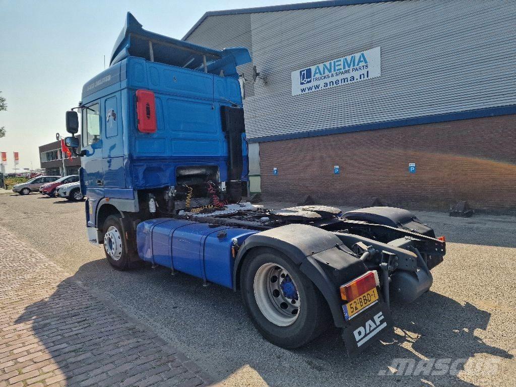 DAF XF105.460 트랙터 유닛