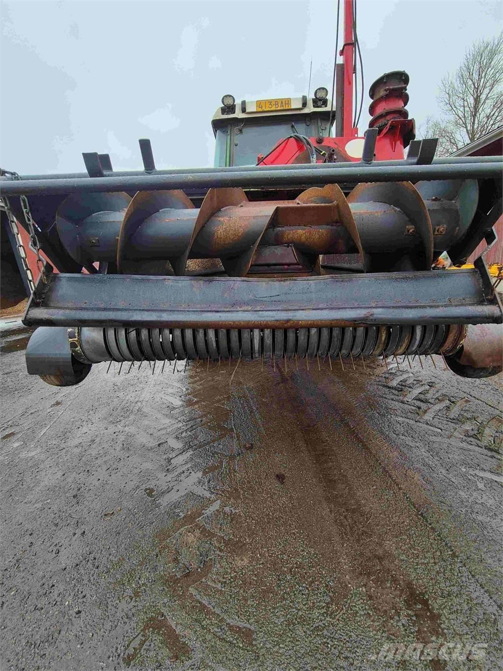 Lely STORM 130R 목초 수확기