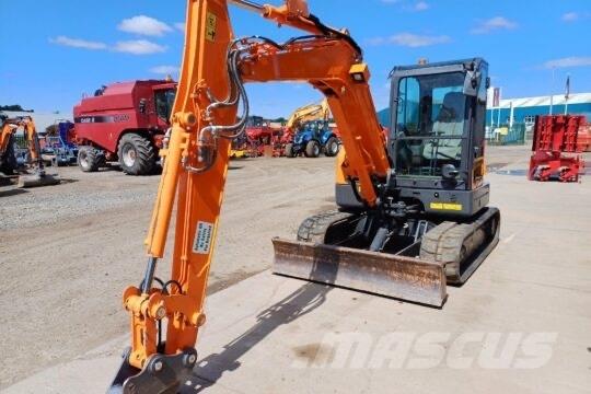 Develon DX 63-3 소형 굴삭기 7톤 미만