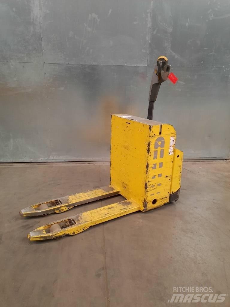 UniCarriers PLL180 경량 리프터