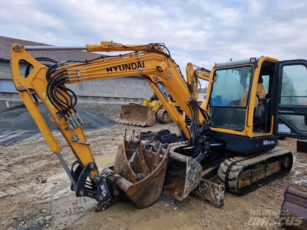 Hyundai R60CR-9A 소형 굴삭기 7톤 미만