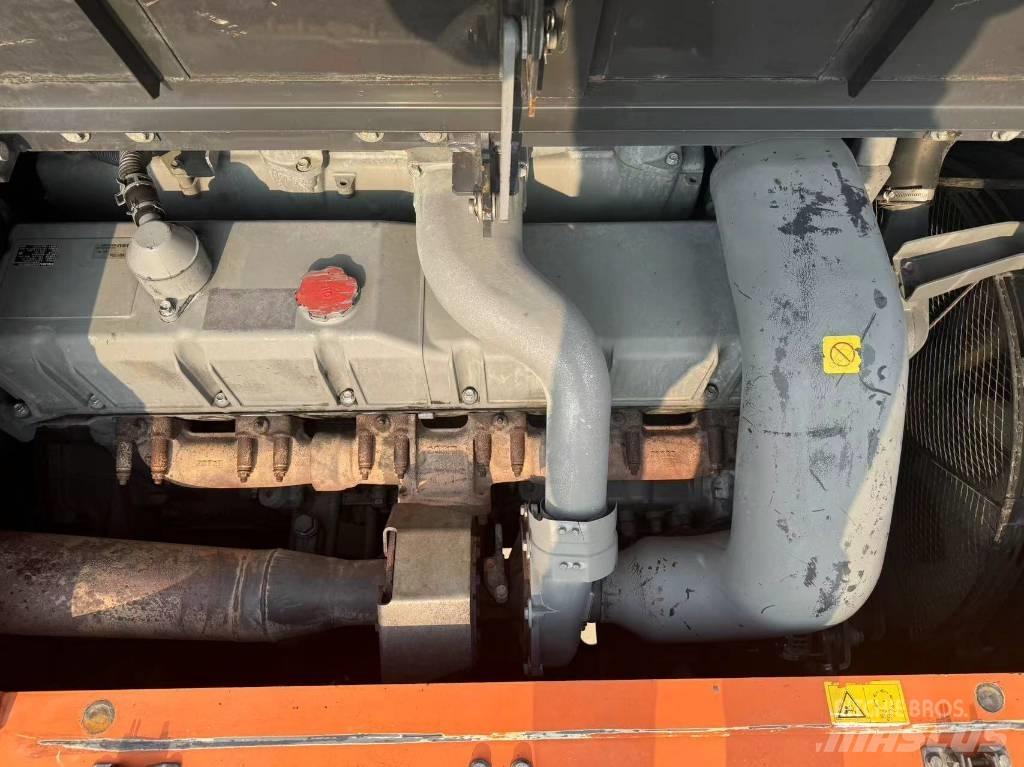 Hitachi ZX 470 대형 굴삭기 29톤 이상