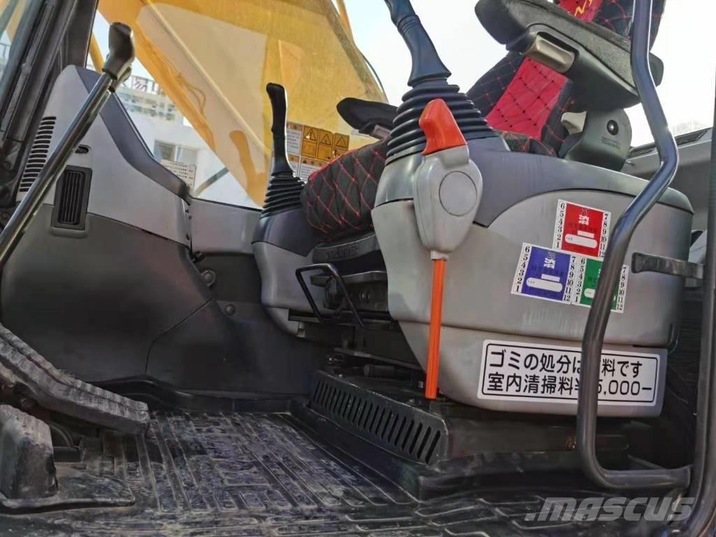 Komatsu PC 200-7 대형 굴삭기 29톤 이상