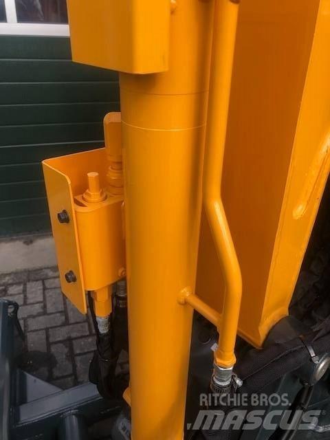 Hyundai R25Z-9AK 소형 굴삭기 7톤 미만