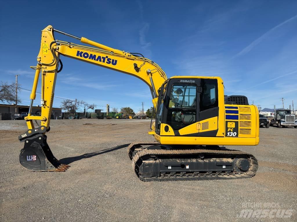 Komatsu PC130-11 대형 굴삭기 29톤 이상
