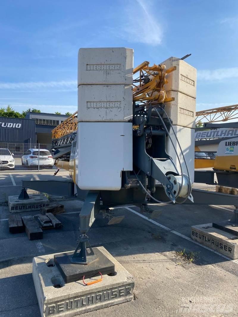Liebherr L1-24 타워 크레인