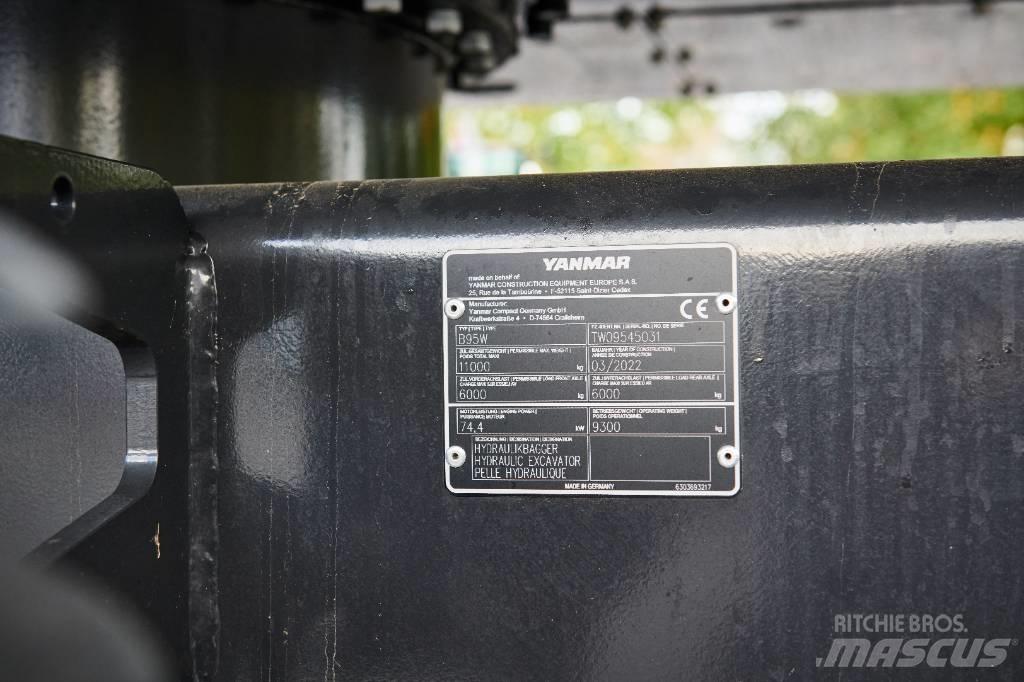 Yanmar B95W  휠 굴삭기