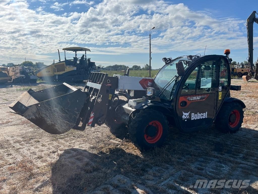 Bobcat TL 25.60 RB 견인식 전동이동 리프트