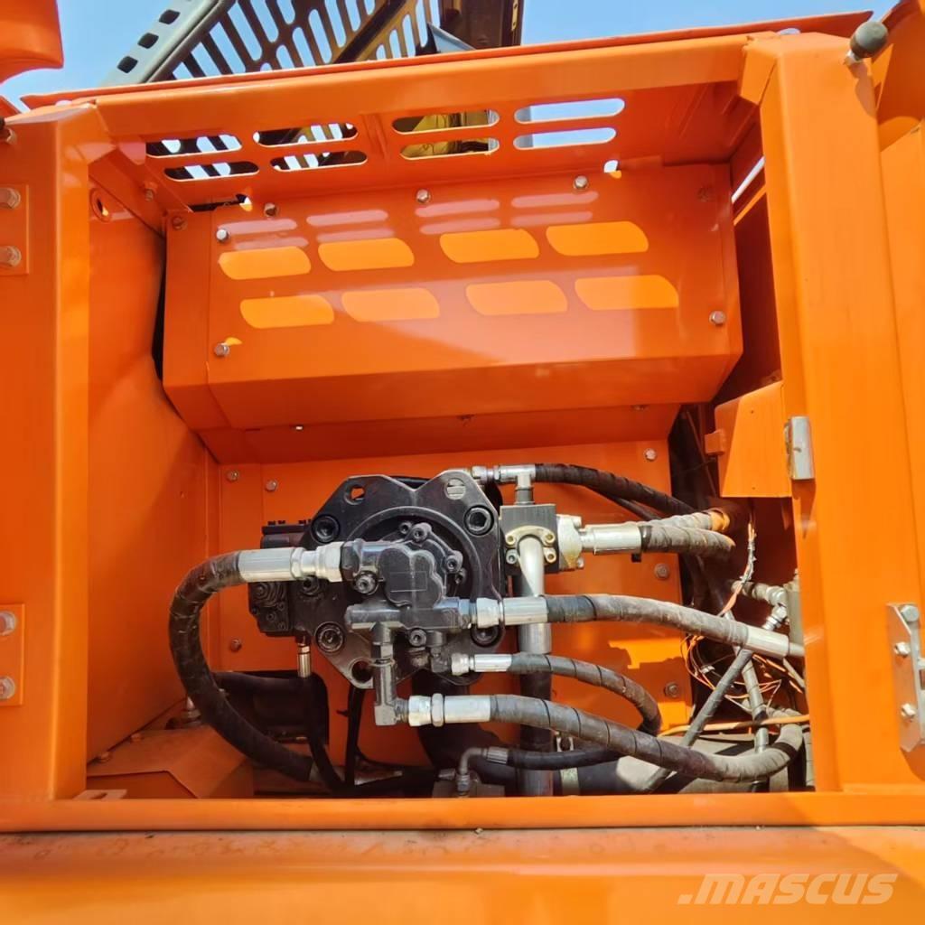 Doosan DX 225 LC 대형 굴삭기 29톤 이상