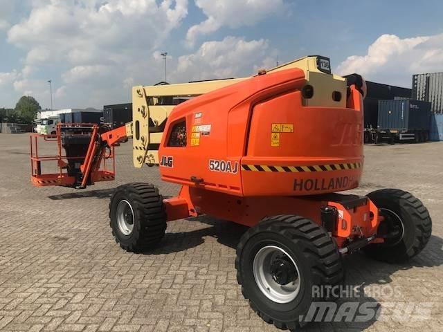 JLG 520 AJ 관절형 전동이동 리프트
