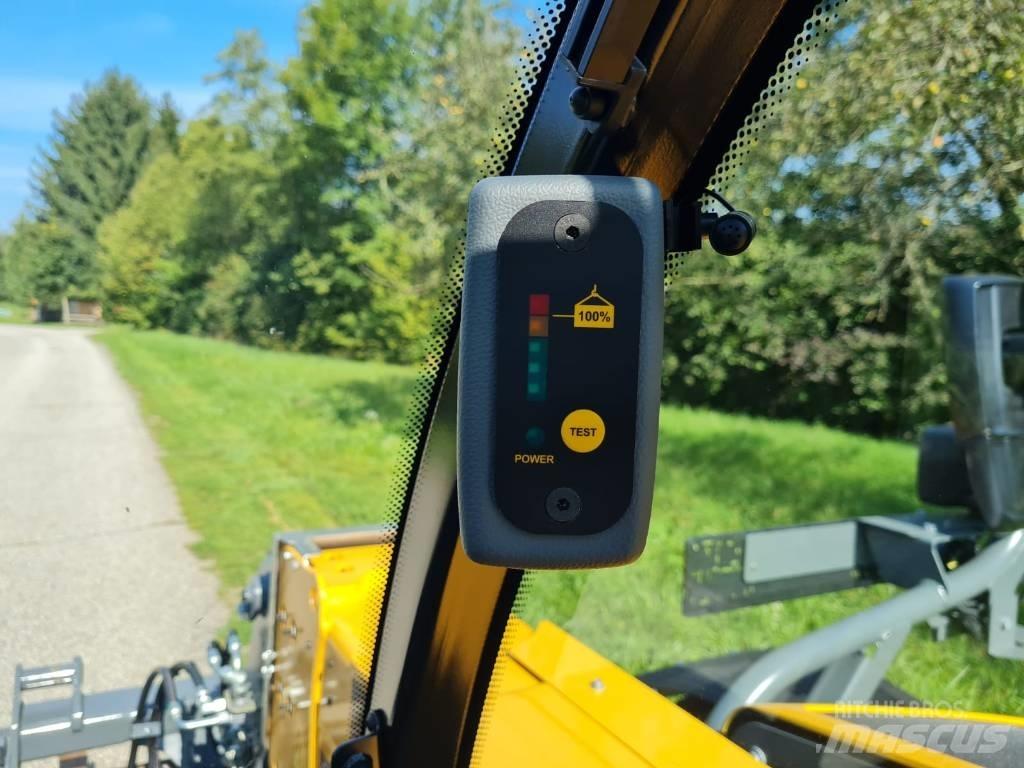 Liebherr T 32-7 텔러 핸들러