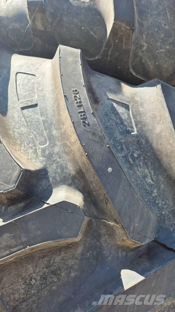 Tianli 750/65R26 타이어, 휠 및 림