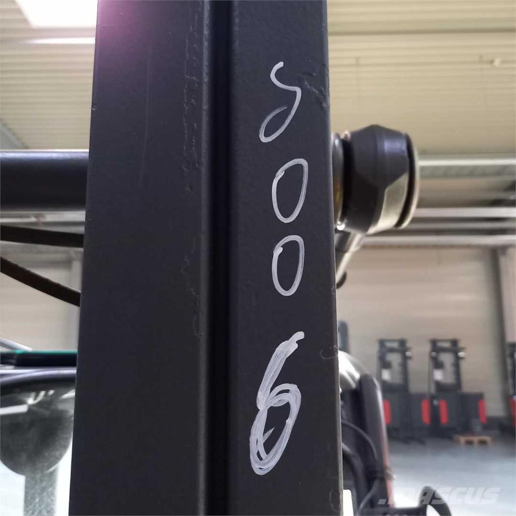 Linde E18L 전동 지게차