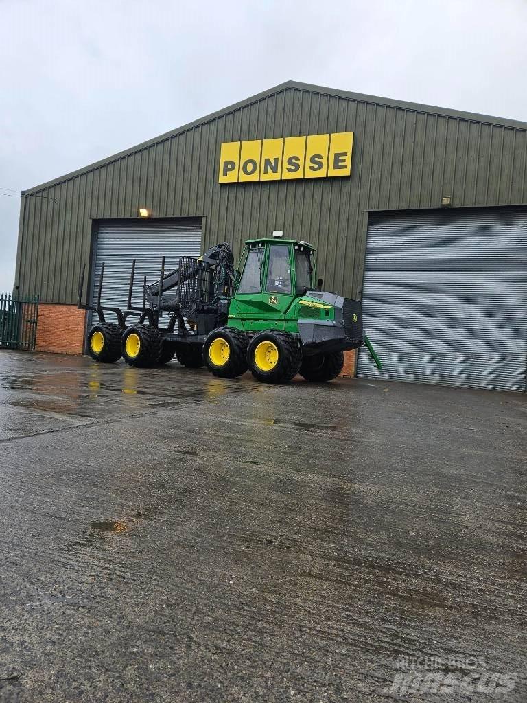 John Deere 1010 G 원목 포워더