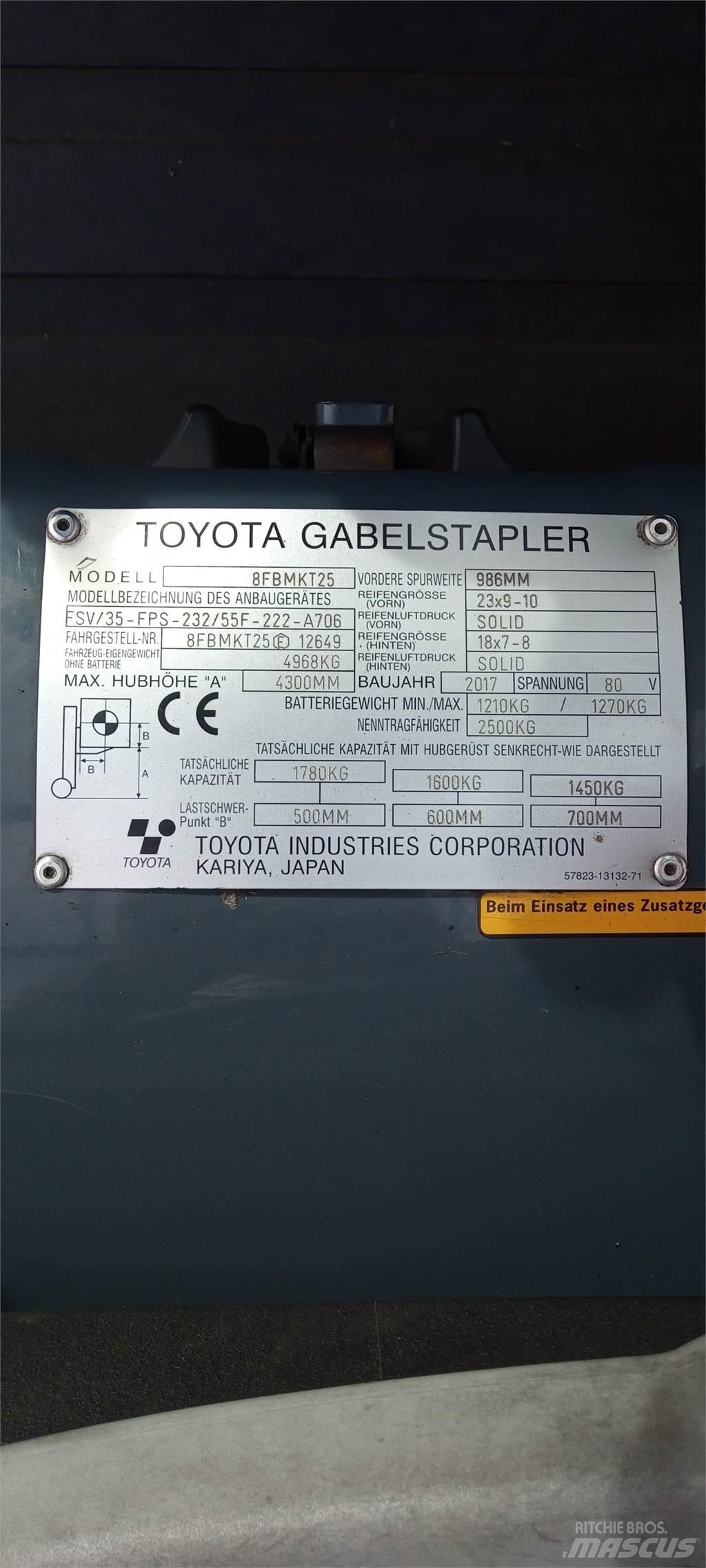 Toyota 8FBMKT25 전동 지게차
