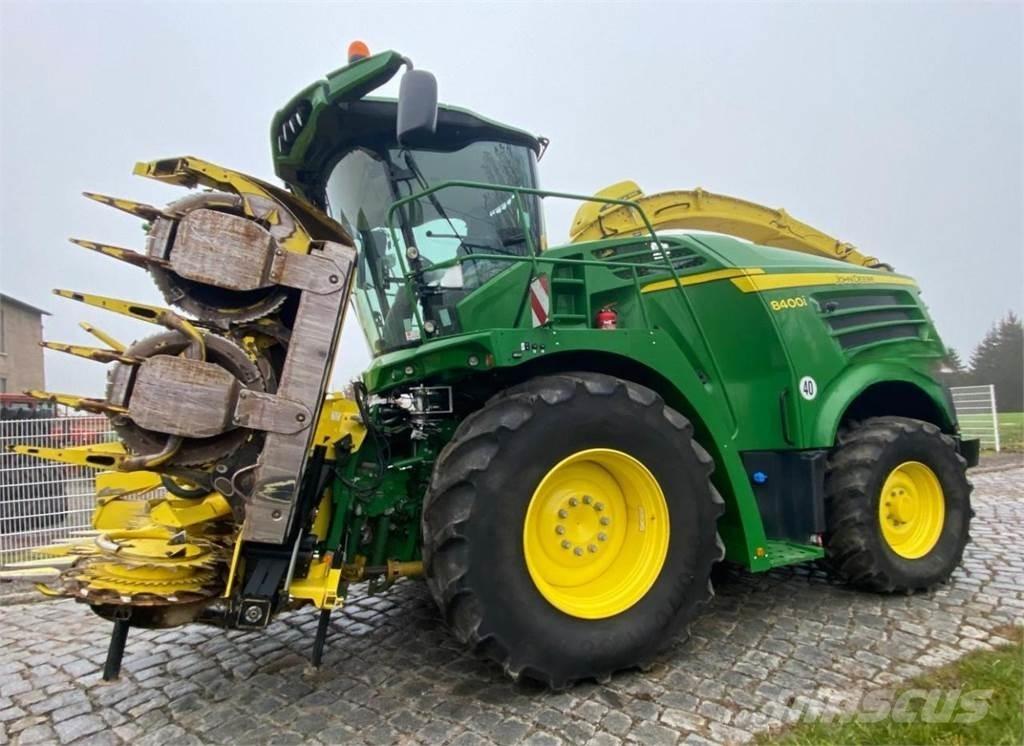 John Deere 8400i 자동 초지기계