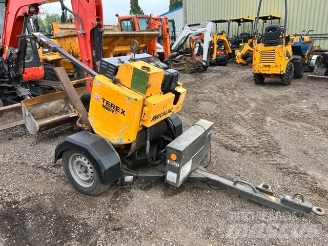 Terex MBR71 싱글 드럼 롤러