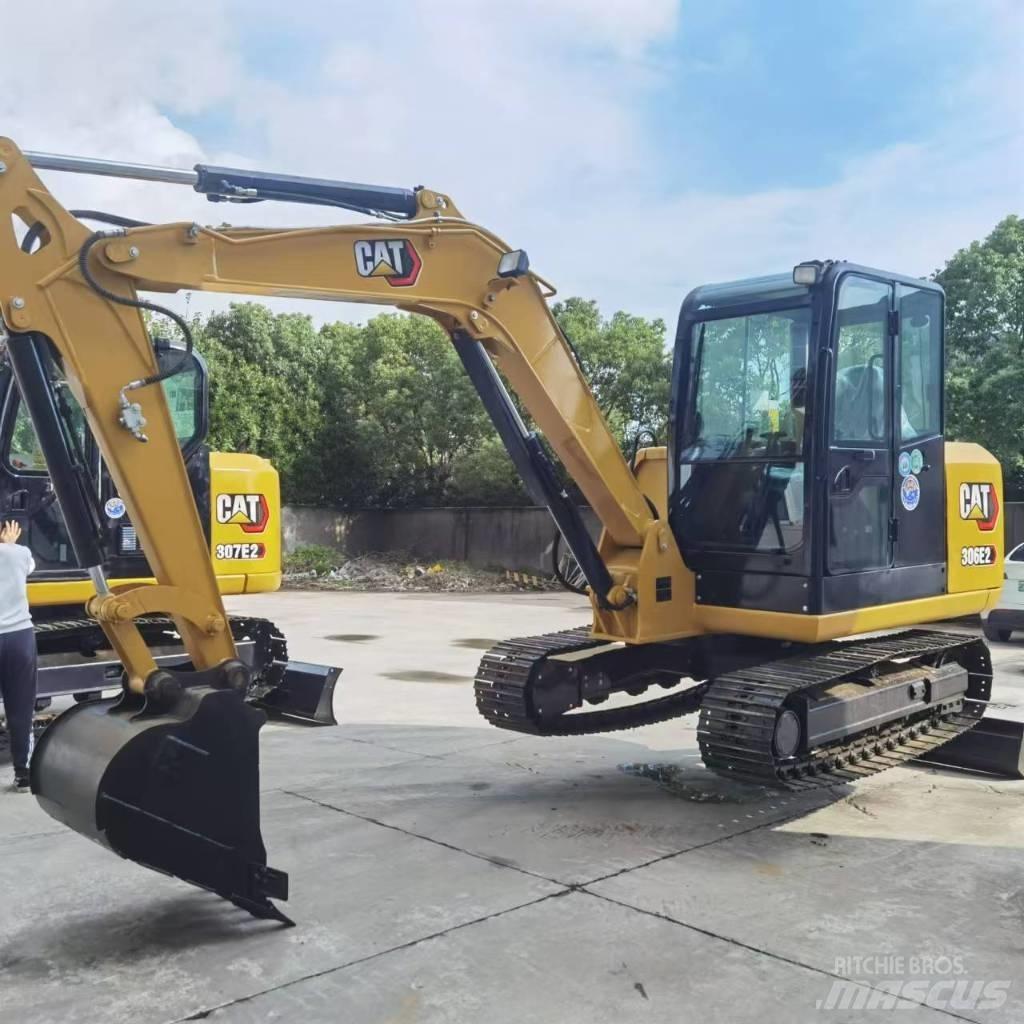 CAT 306E2 소형 굴삭기 7톤 미만