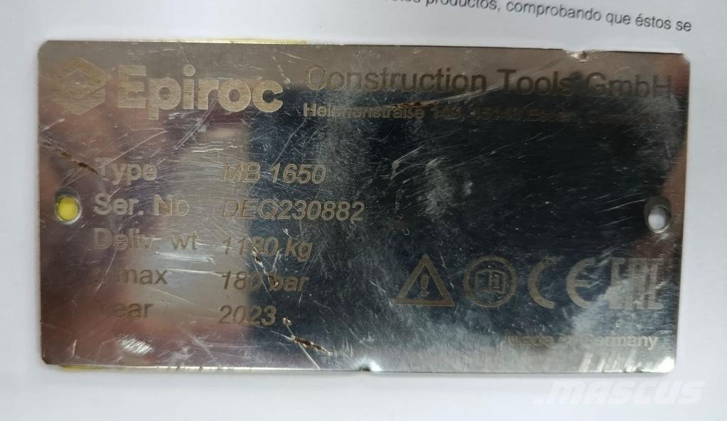 Epiroc MB1650 브레이커