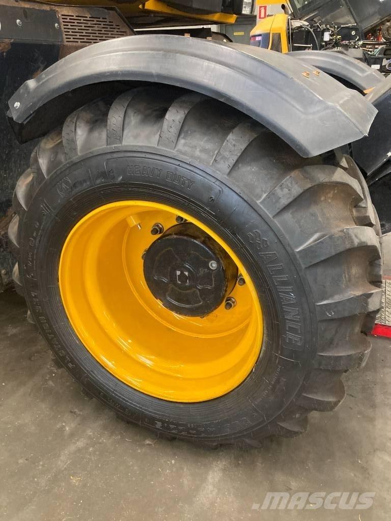JCB Hydradig HD110W  휠 굴삭기