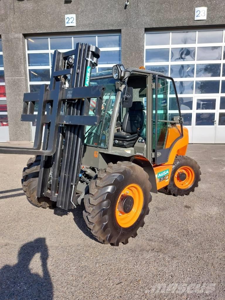 Ausa C 251 H x4 험지용 트럭