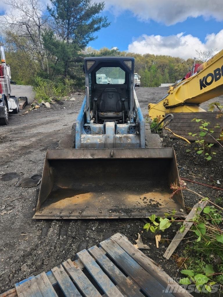 Bobcat 863  스키드로더