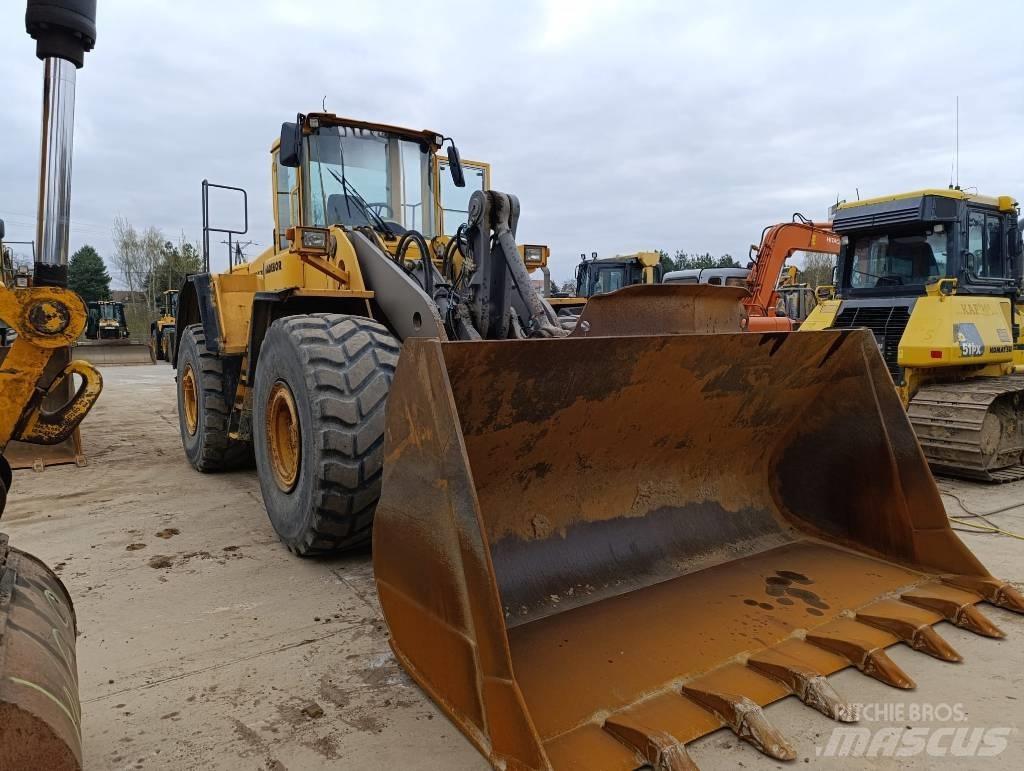 Volvo L 180 E  휠로우더