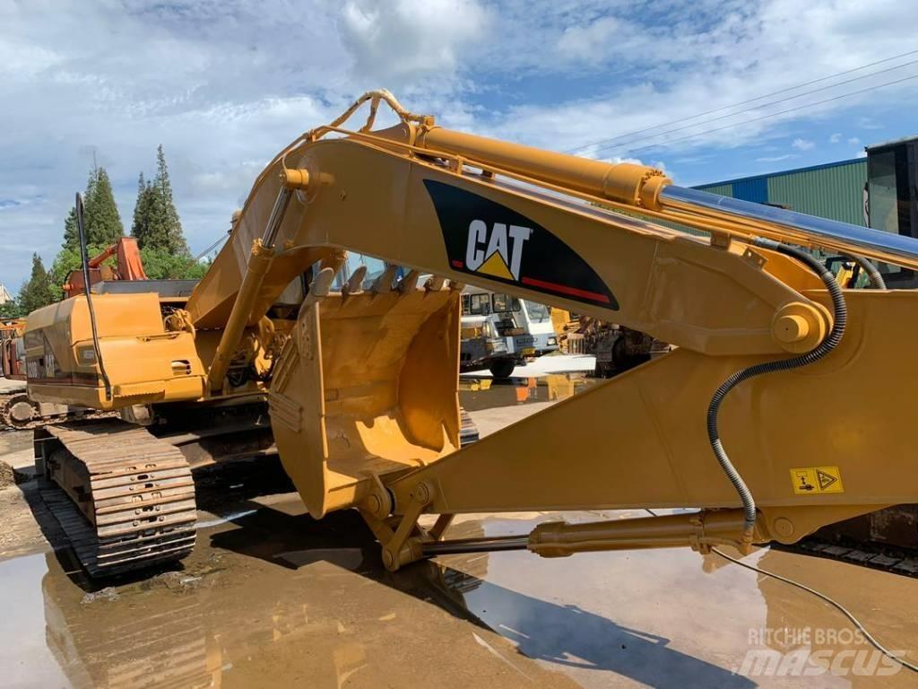 CAT 320BL 대형 굴삭기 29톤 이상