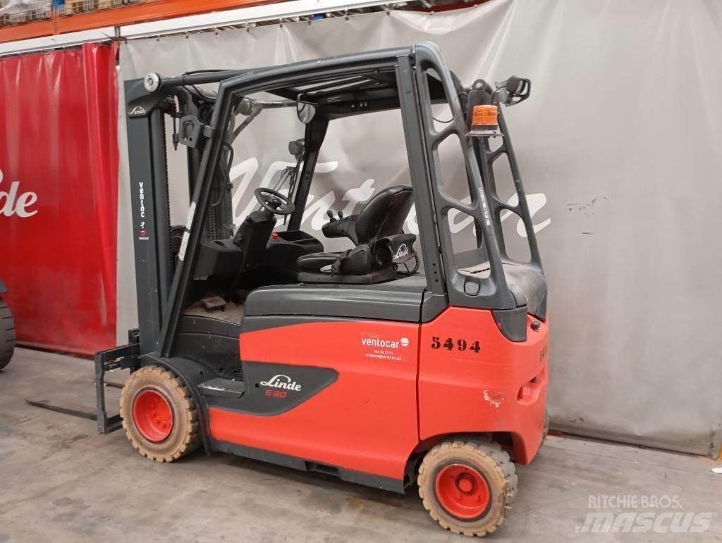Linde E 30 전동 지게차