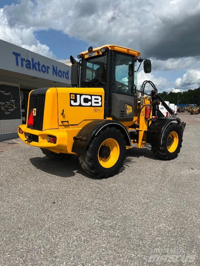 JCB 411 HT 6400 Tim  휠로우더