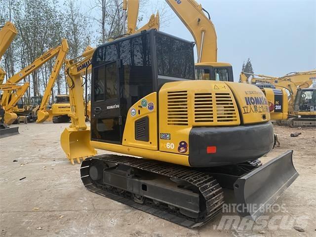 Komatsu PC 60 소형 굴삭기 7톤 미만