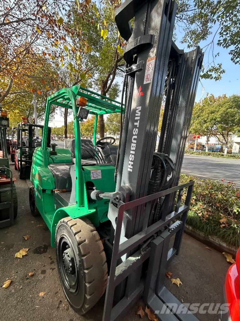  三菱叉车 2t 디젤 지게차