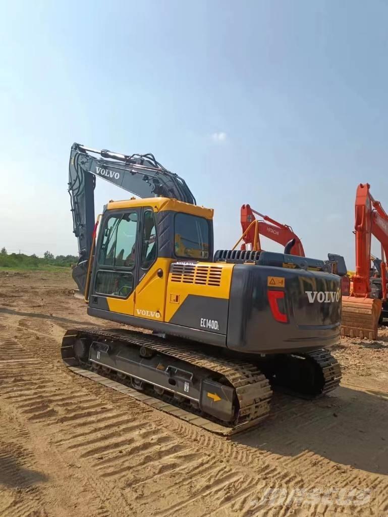 Volvo EC 140 대형 굴삭기 29톤 이상