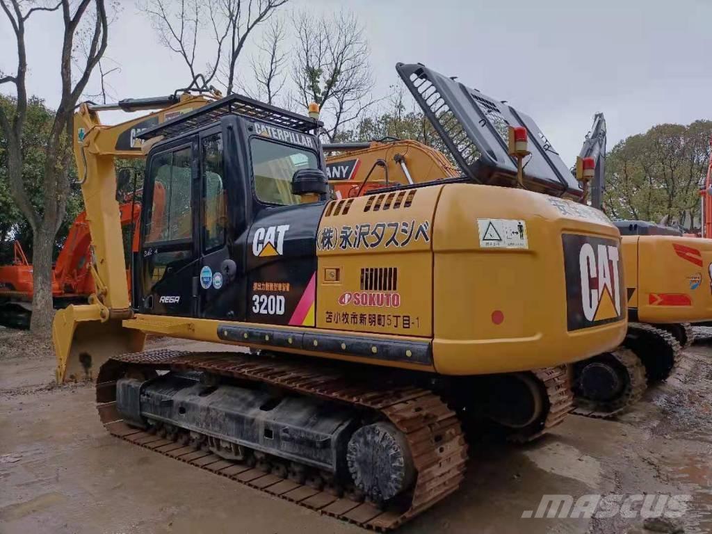 CAT 320 D 대형 굴삭기 29톤 이상