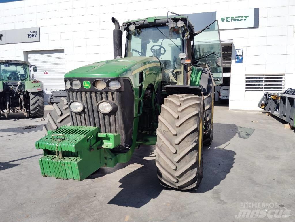 John Deere 8330 트랙터