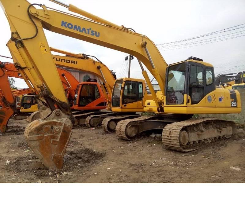 Komatsu pc220-7 대형 굴삭기 29톤 이상