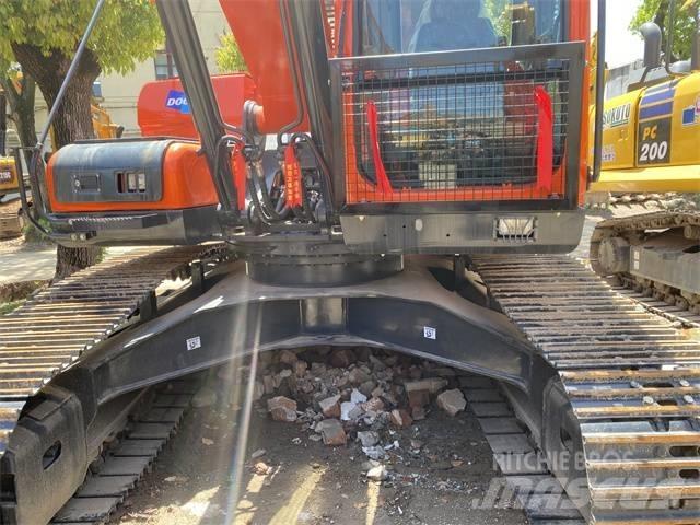 Doosan DX 225 LC 대형 굴삭기 29톤 이상