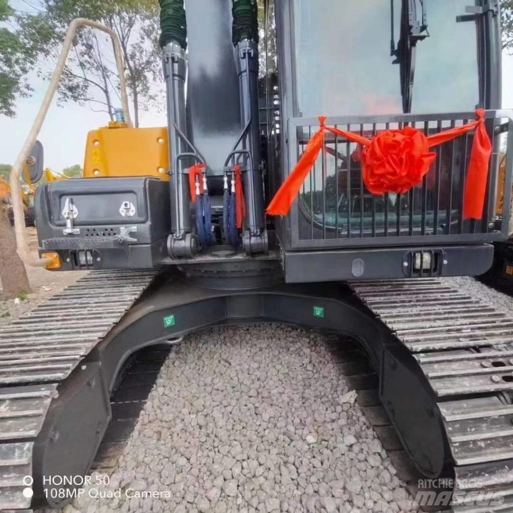 Volvo EC 140 대형 굴삭기 29톤 이상