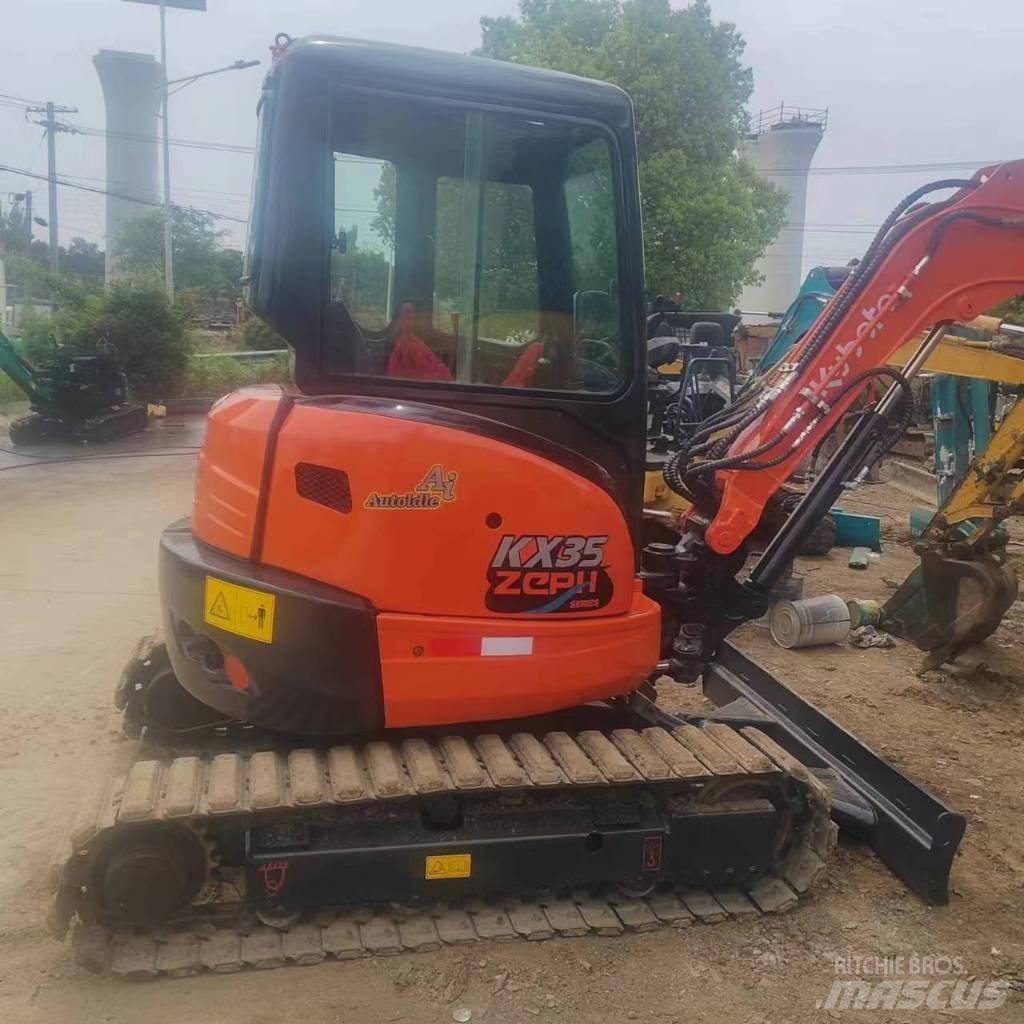 Kubota U 35 소형 굴삭기 7톤 미만