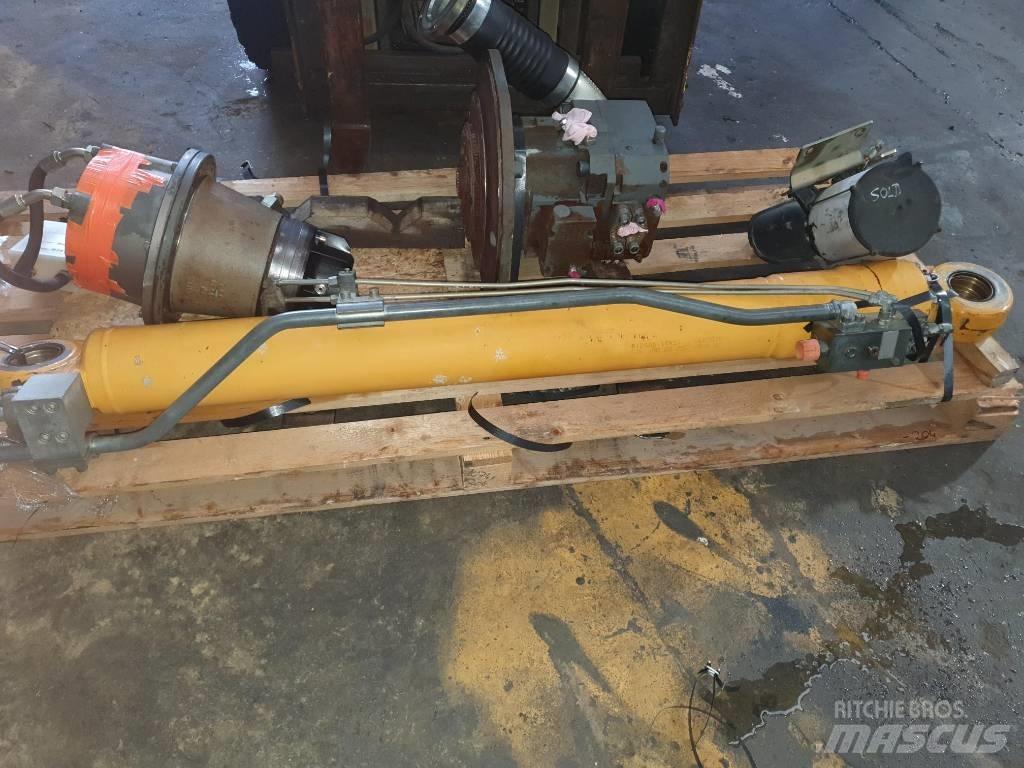 Liebherr R 904 C 유압식 기계